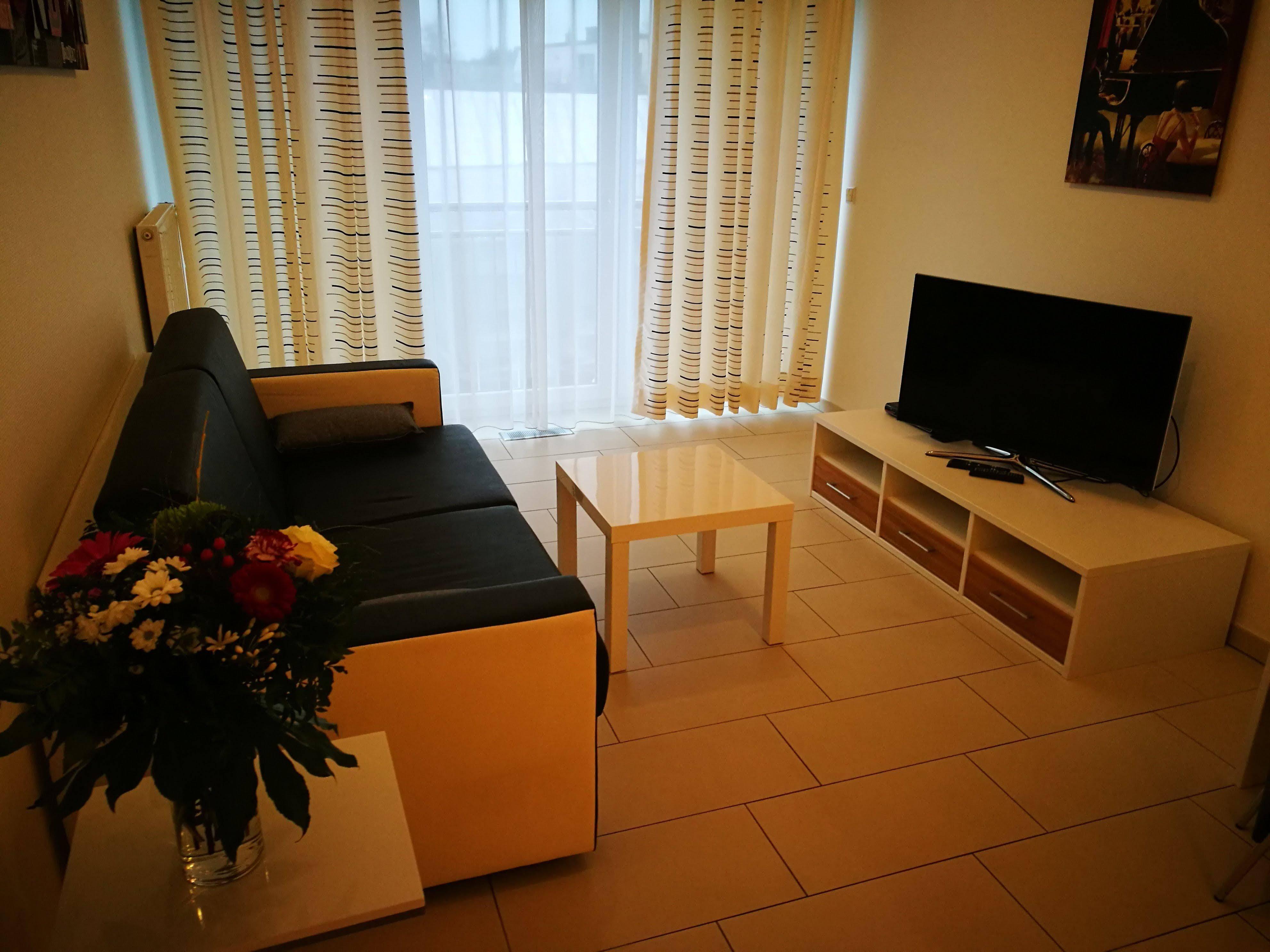 Shs Suite Home Sweet Strassen III Экстерьер фото